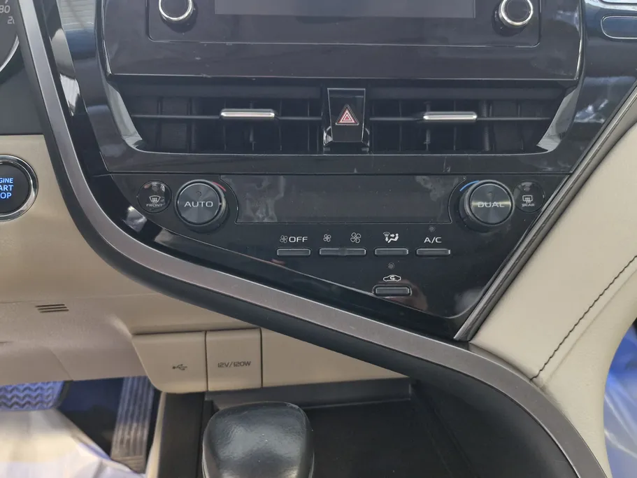 تويوتا كامري GLE 2024 