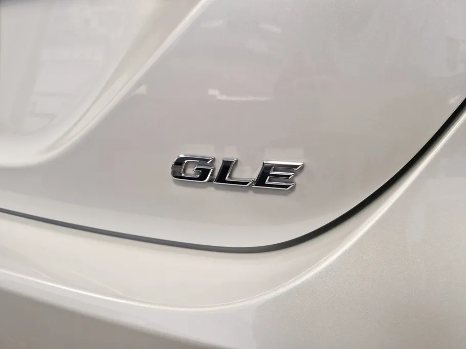 تويوتا كامري GLE 2024 