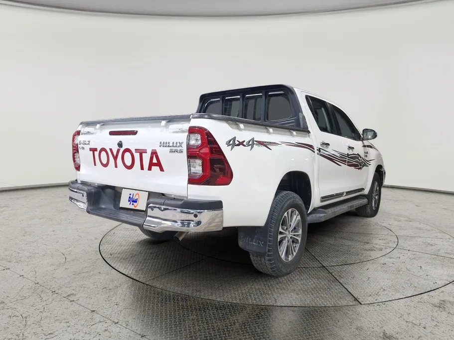 تويوتا هايلكس SGLX 4X4 AT DSL 2024