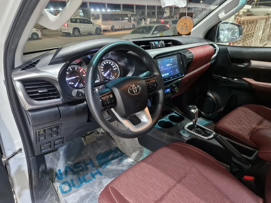 تويوتا هايلكس SGLX 4X4 AT DSL 2024