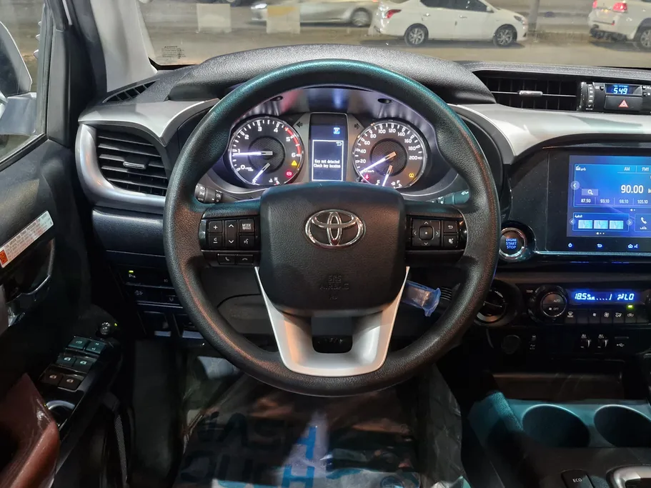 تويوتا هايلكس SGLX 4X4 AT DSL 2024