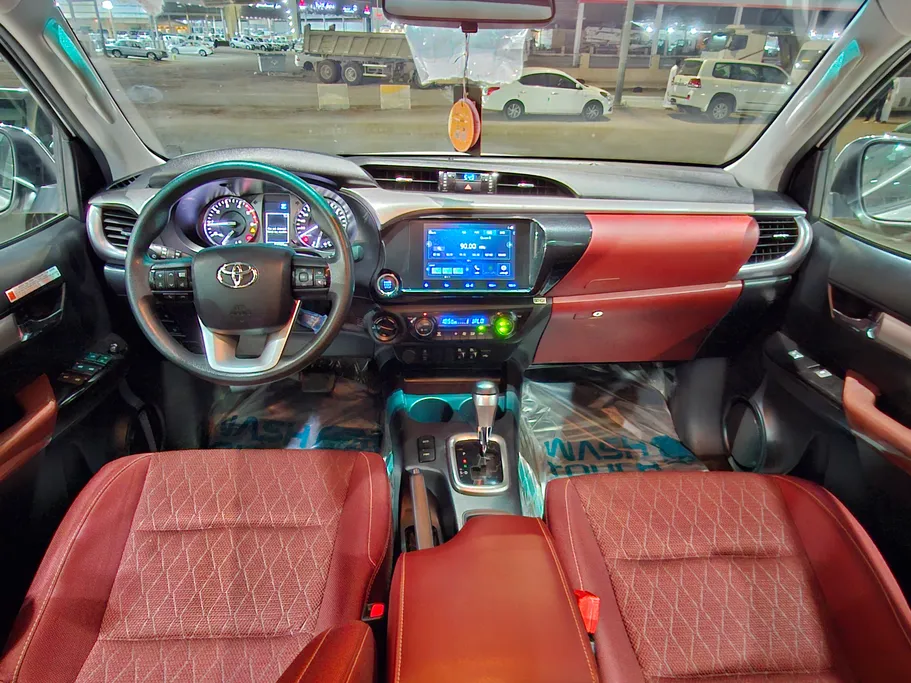 تويوتا هايلكس SGLX 4X4 AT DSL 2024