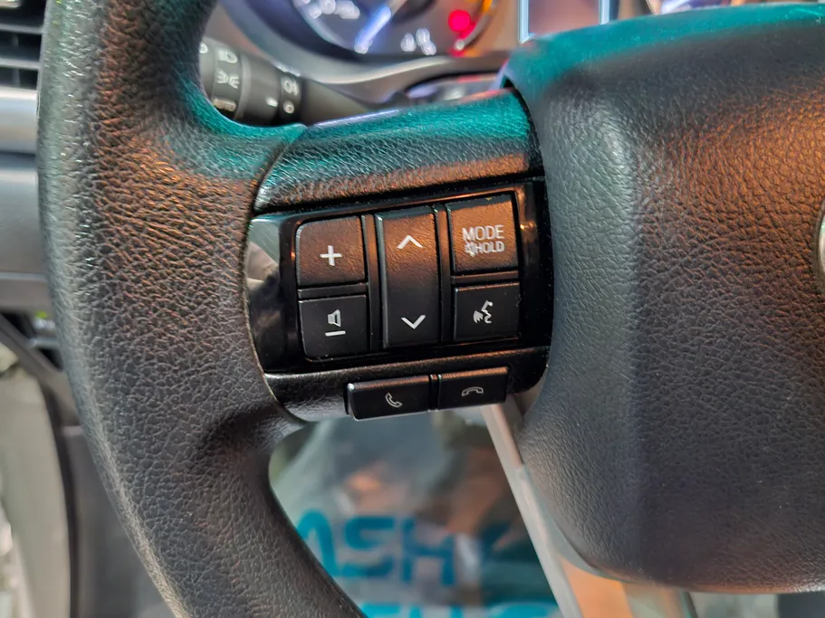 تويوتا هايلكس SGLX 4X4 AT DSL 2024