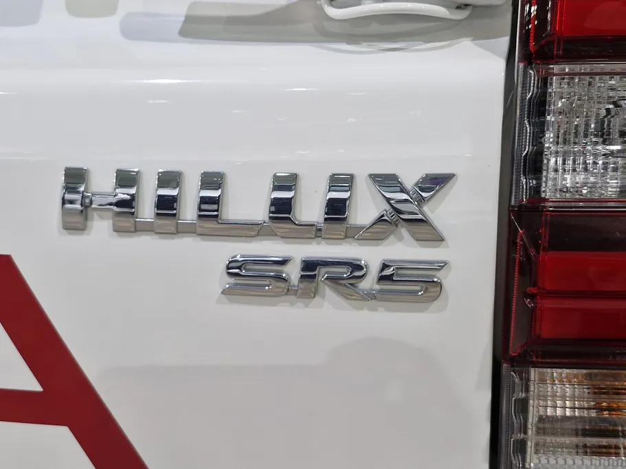 تويوتا هايلكس SGLX 4X4 AT DSL 2024