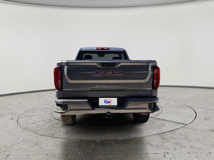 جي إم سي  سييرا AT4 2021 