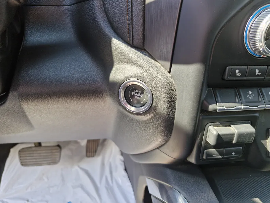 جي إم سي  سييرا AT4 2021 