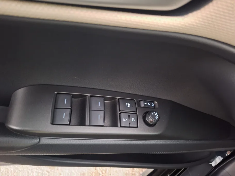 2025 Toyota Camry  E 