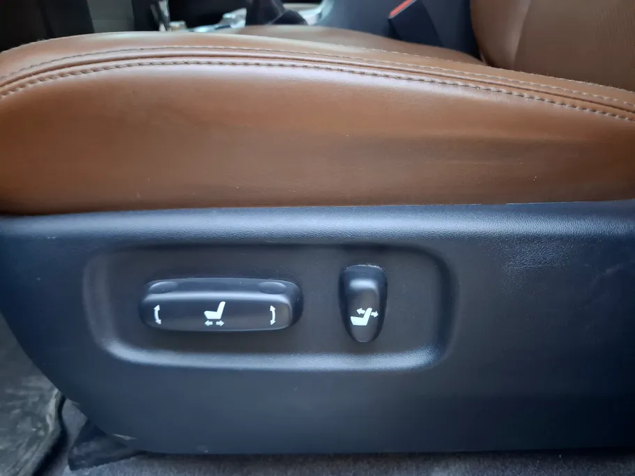 تويوتا لاندكروزر GXR 2019 