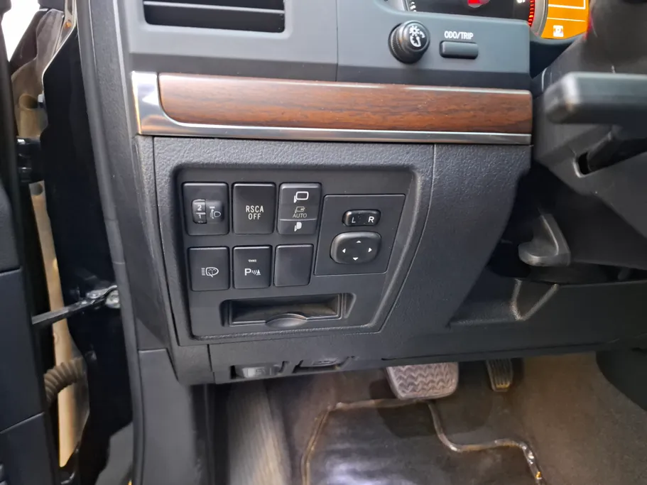 تويوتا لاندكروزر GXR 2019 