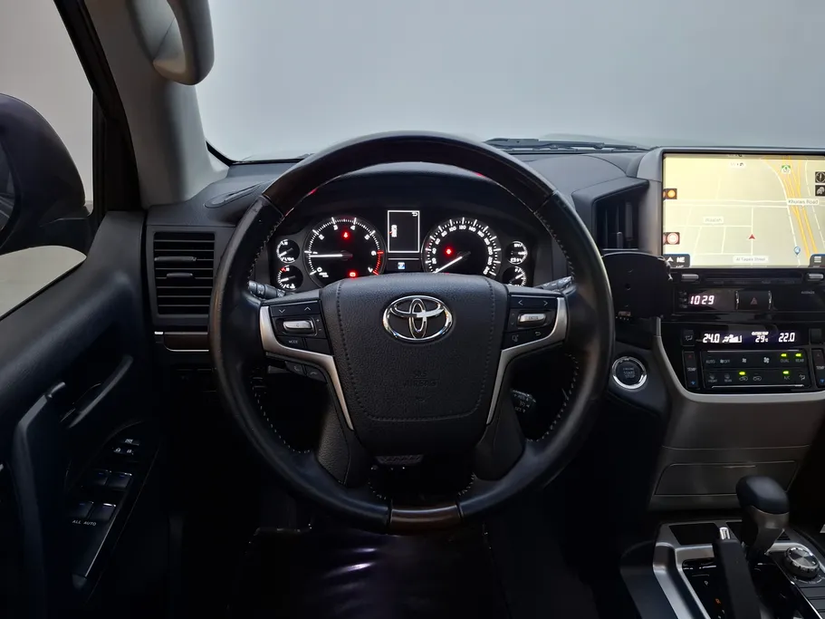 تويوتا لاندكروزر GXR 2019 