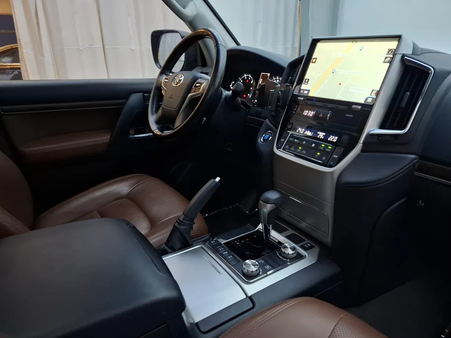 تويوتا لاندكروزر GXR 2019 