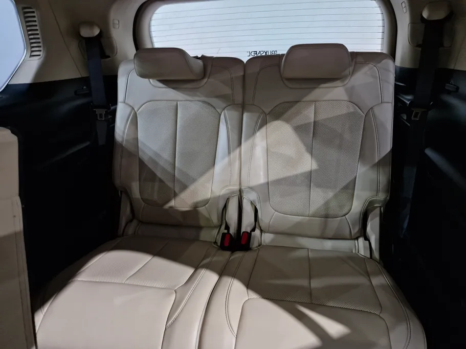 جيب جراند شيروكي ليمتد 2022 