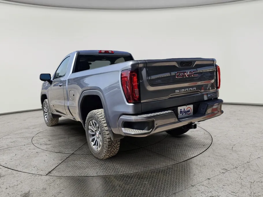 2023 GMC Sierra AT4