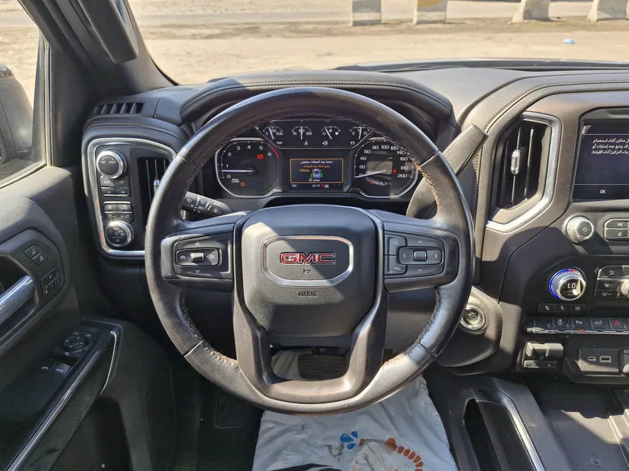 2023 GMC Sierra AT4
