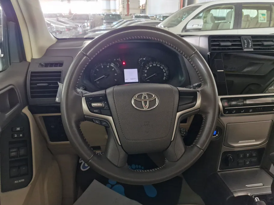 تويوتا برادو TXL 2023 