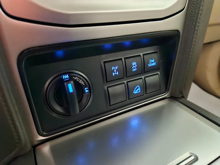 تويوتا برادو TXL 2023 