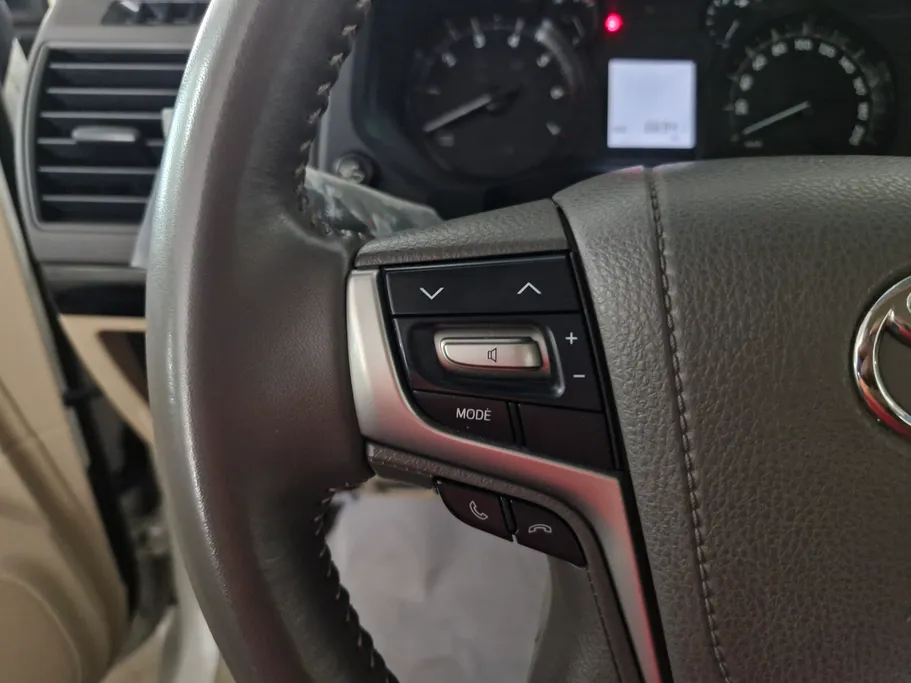 تويوتا برادو TXL 2023 