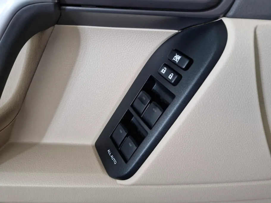 تويوتا برادو TXL 2023 