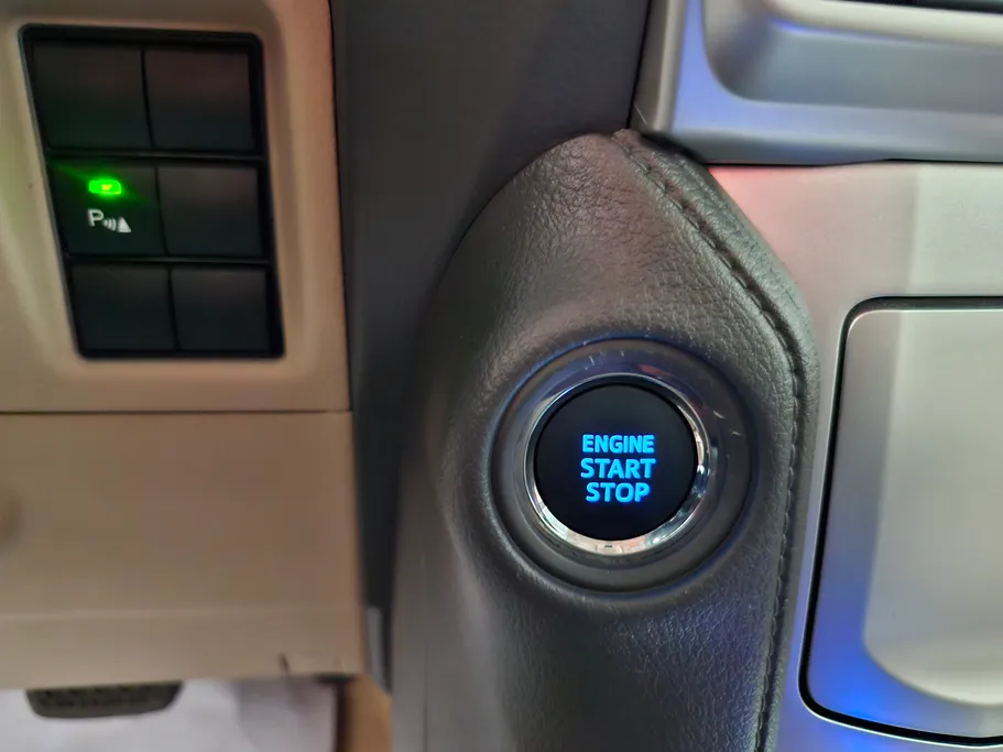 تويوتا برادو TXL 2023 