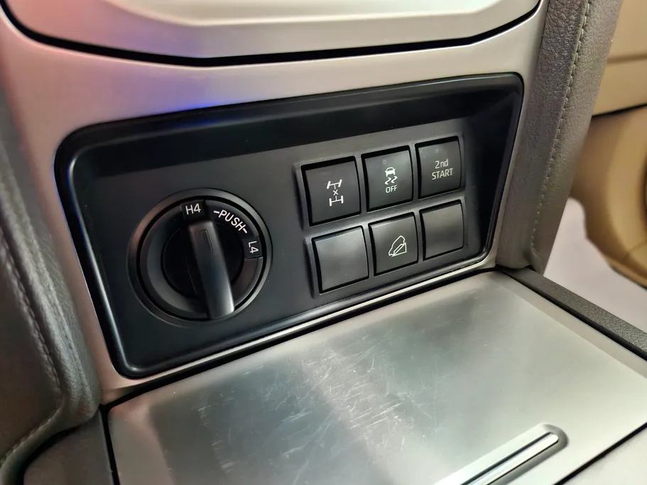 تويوتا برادو TXL 2023 