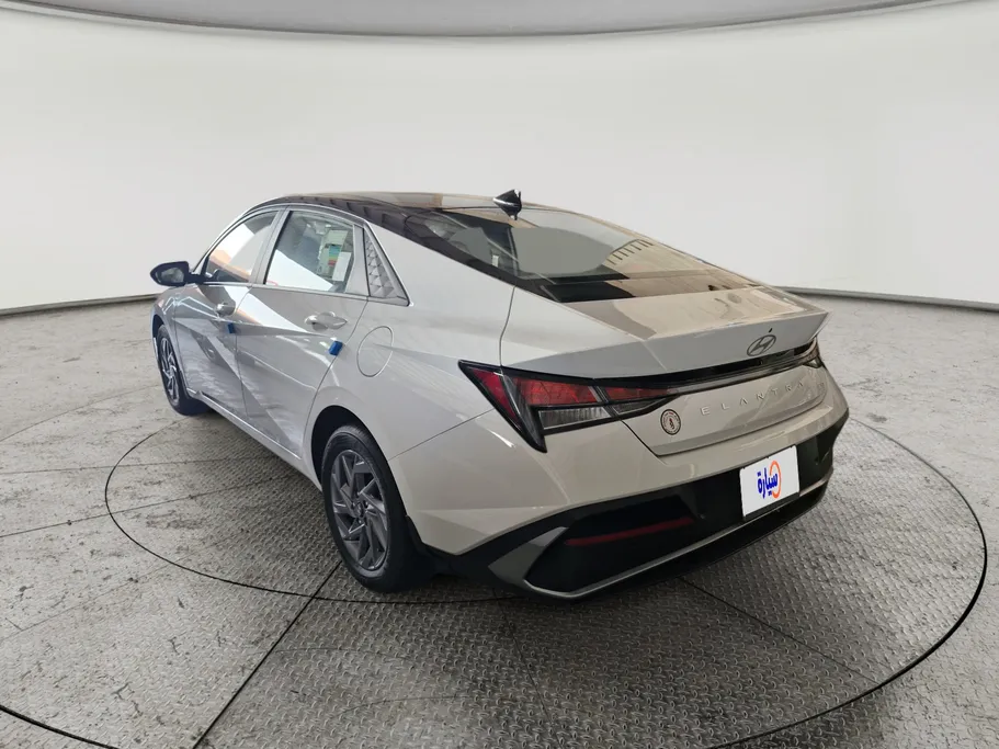 هيونداي النترا سمارت 2025 