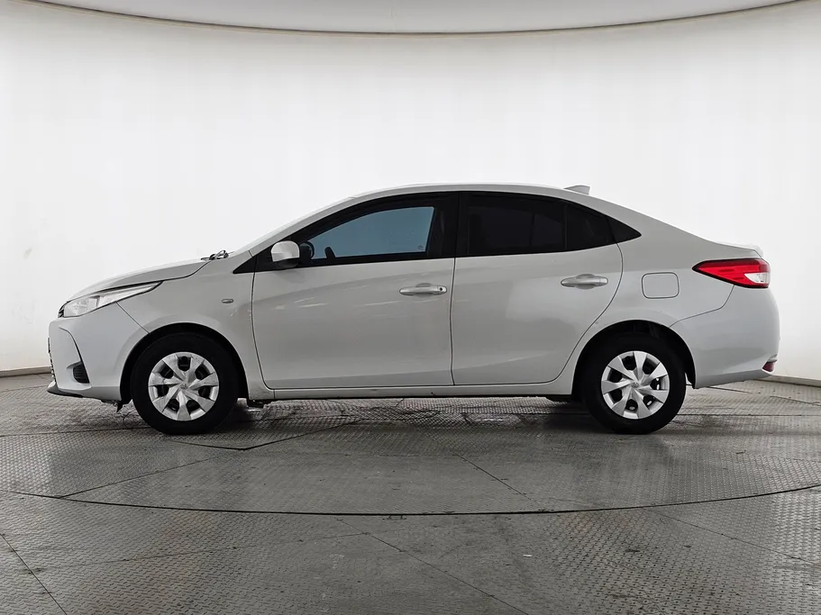 تويوتا يارس Y 2021