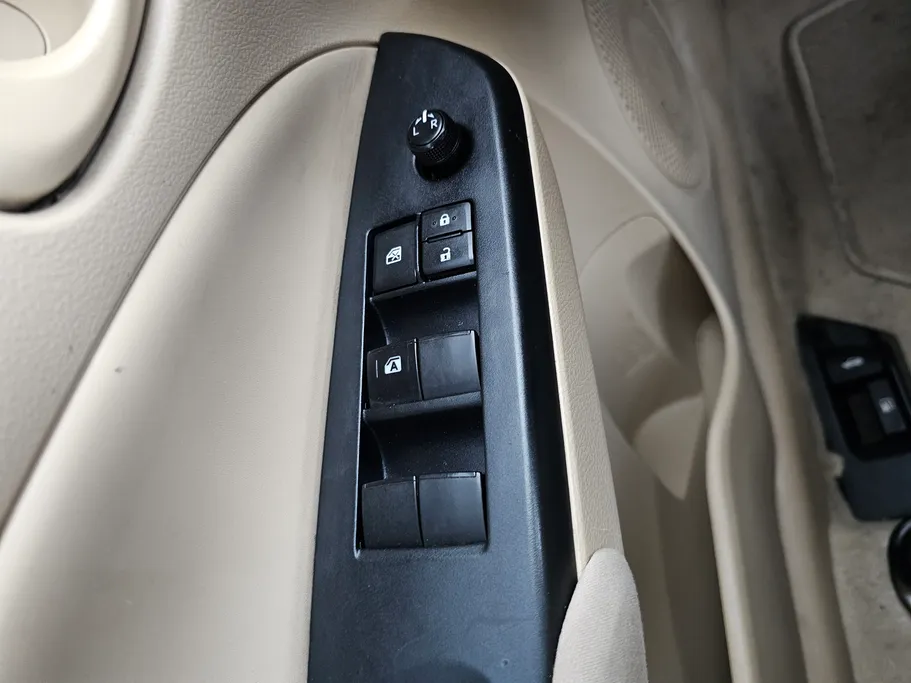 تويوتا يارس Y 2021