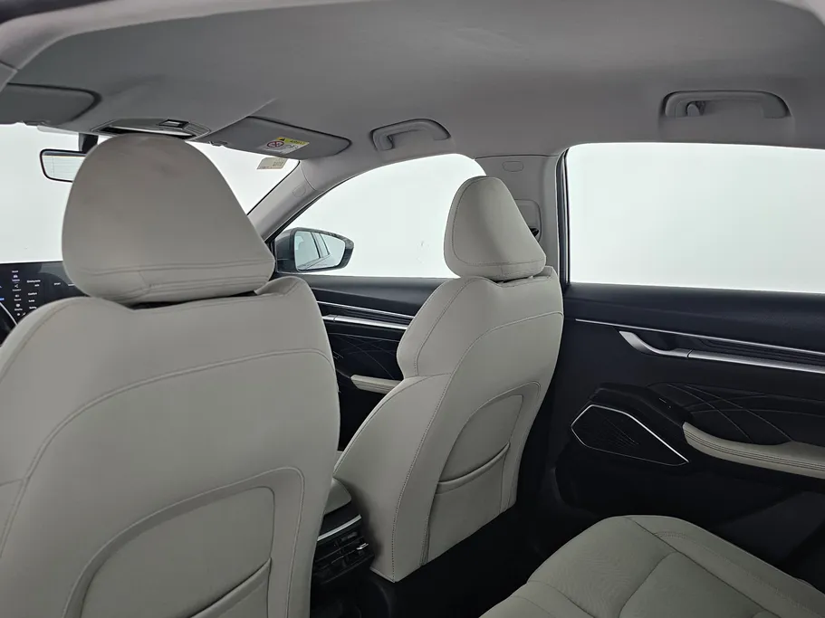 جيلي امجراند GS 2023