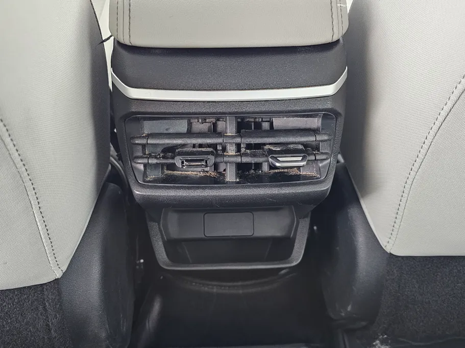 جيلي امجراند GS 2023