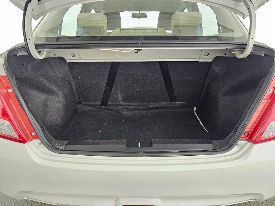 سوزوكي ديزاير GL 2023 