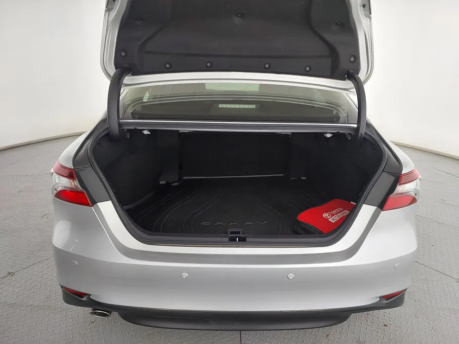 تويوتا كامري GLE HEV  2021 