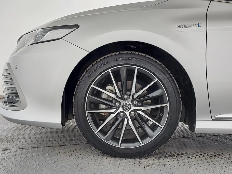 تويوتا كامري GLE HEV  2021 