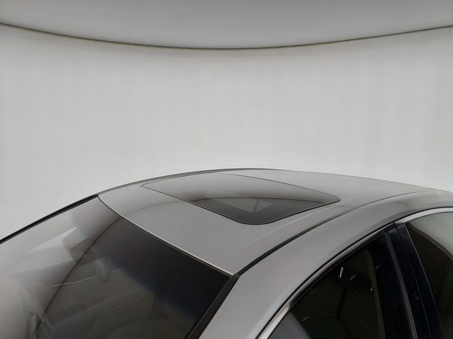 تويوتا كامري GLE HEV  2021 