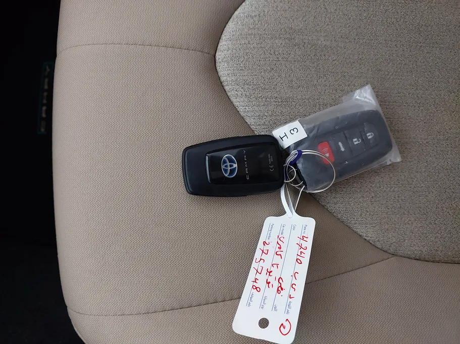 تويوتا كامري GLE HEV  2021 