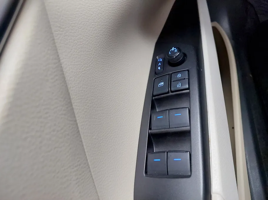 تويوتا كامري GLE HEV  2021 