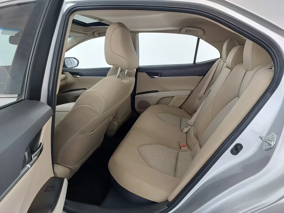 تويوتا كامري GLE HEV  2021 