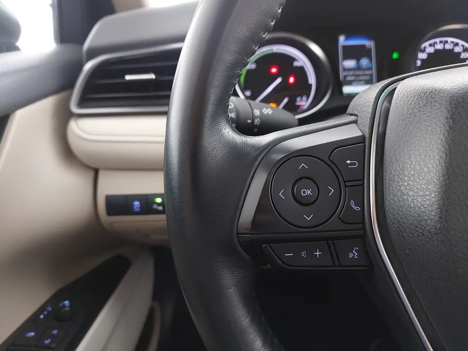 تويوتا كامري GLE HEV  2021 