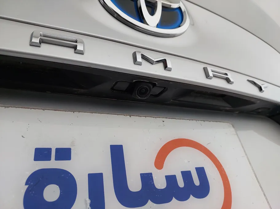 تويوتا كامري GLE HEV  2021 