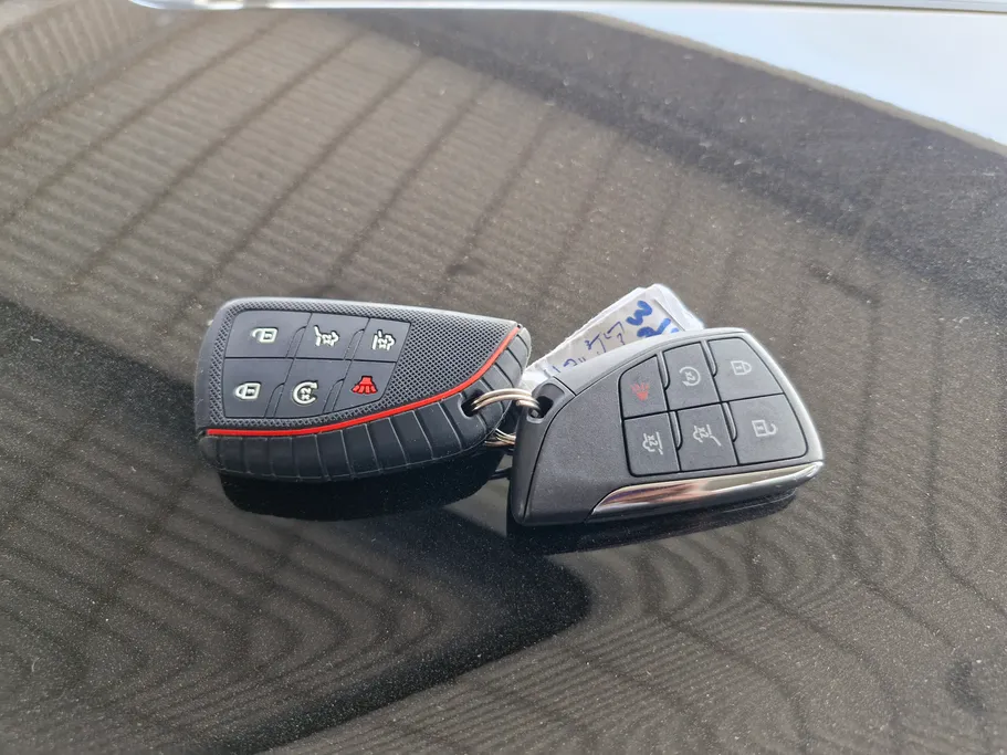 2023 جي إم سي  Yukon SLE