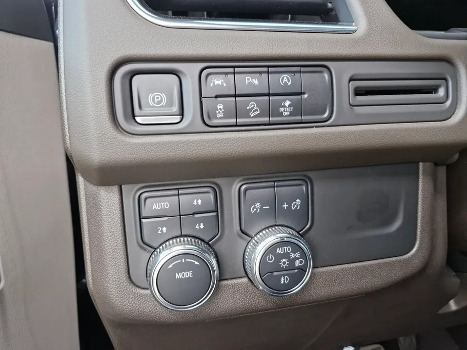 2023 جي إم سي  Yukon SLE