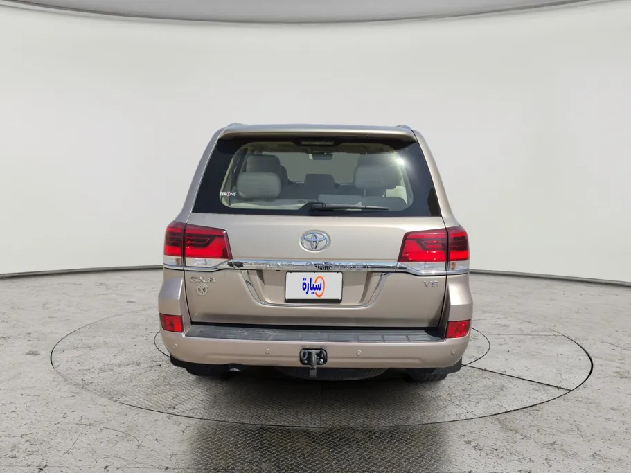 تويوتا لاندكروزر GXR 2020 