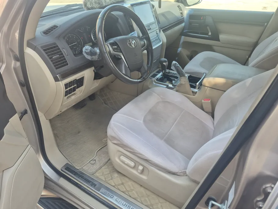 تويوتا لاندكروزر GXR 2020 