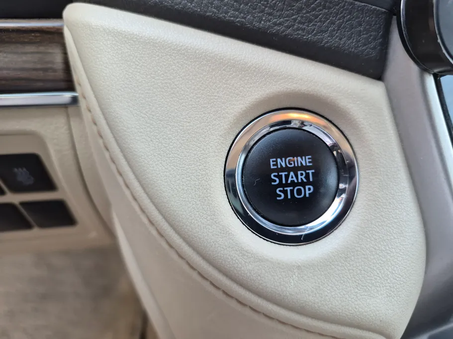 تويوتا لاندكروزر GXR 2020 