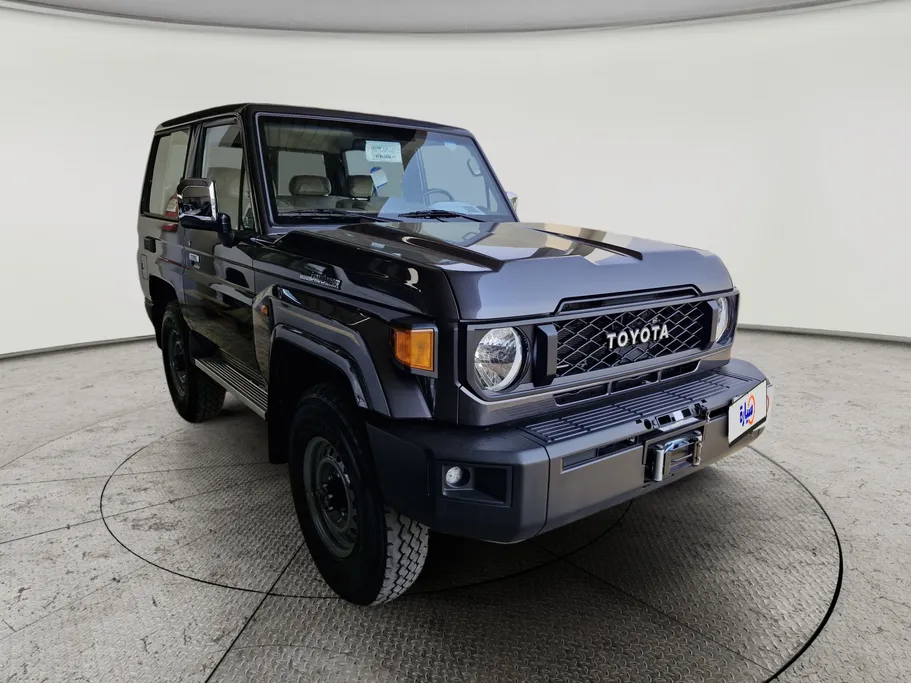2024 Toyota LAND CRUISER 70 LX