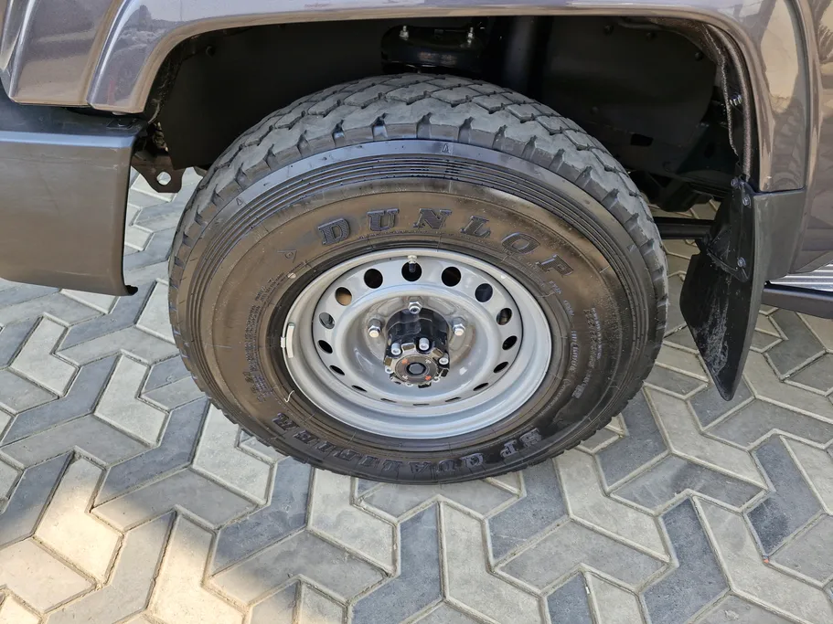 2024 Toyota LAND CRUISER 70 LX