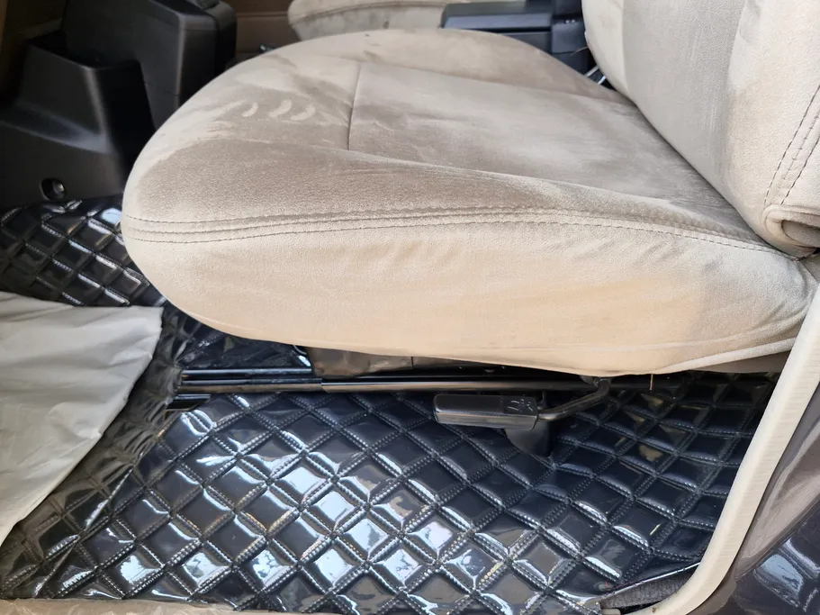 2024 Toyota LAND CRUISER 70 LX