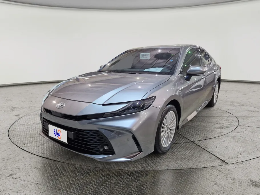 تويوتا كامري E Plus HEV 2025 