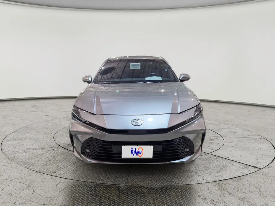 تويوتا كامري E Plus HEV 2025 