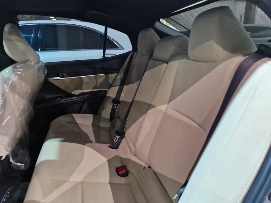 تويوتا كامري E Plus HEV 2025 