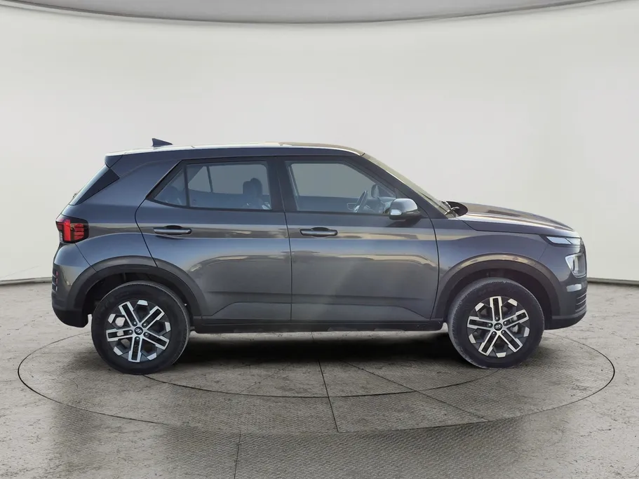 2024 Hyundai Venue Smart